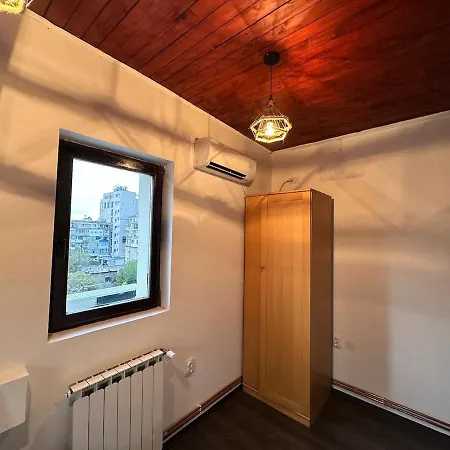Sky Rooftop 100 Sqm Big Apartment